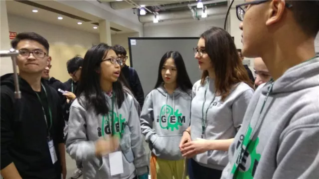 赛事现场评委提问 赛事现场评委提问
