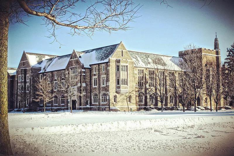 圣母大学