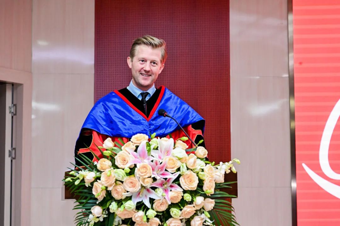 HFI 2025届毕业典礼 | 学术校长Joseph Hearn致辞