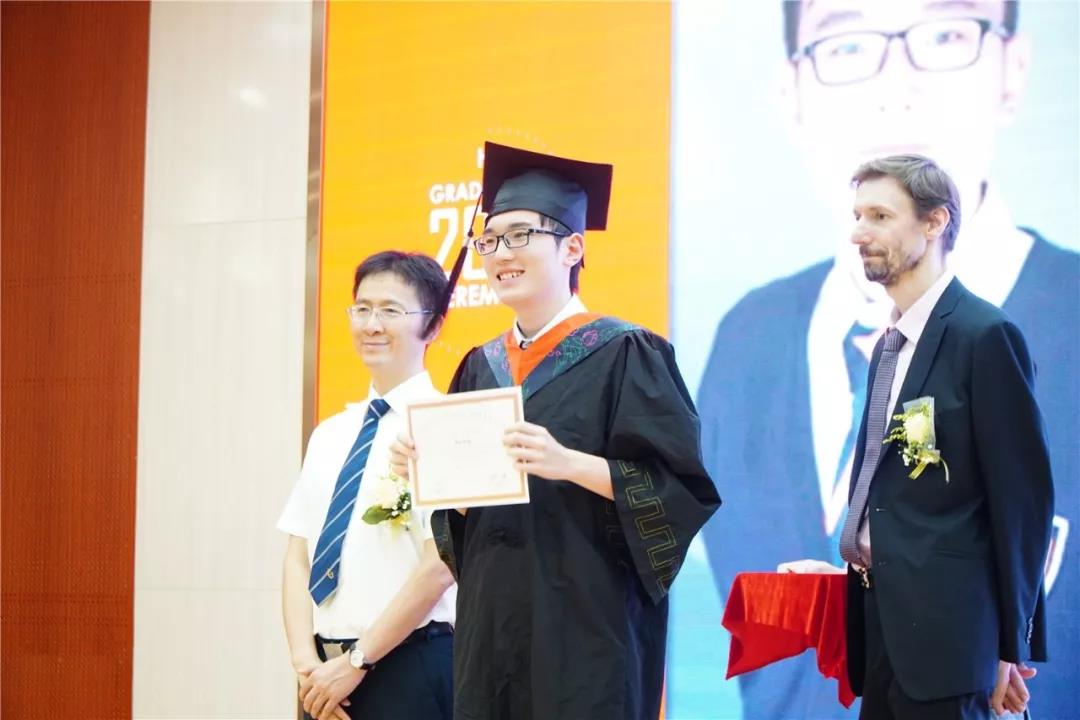 Graduation of HFI